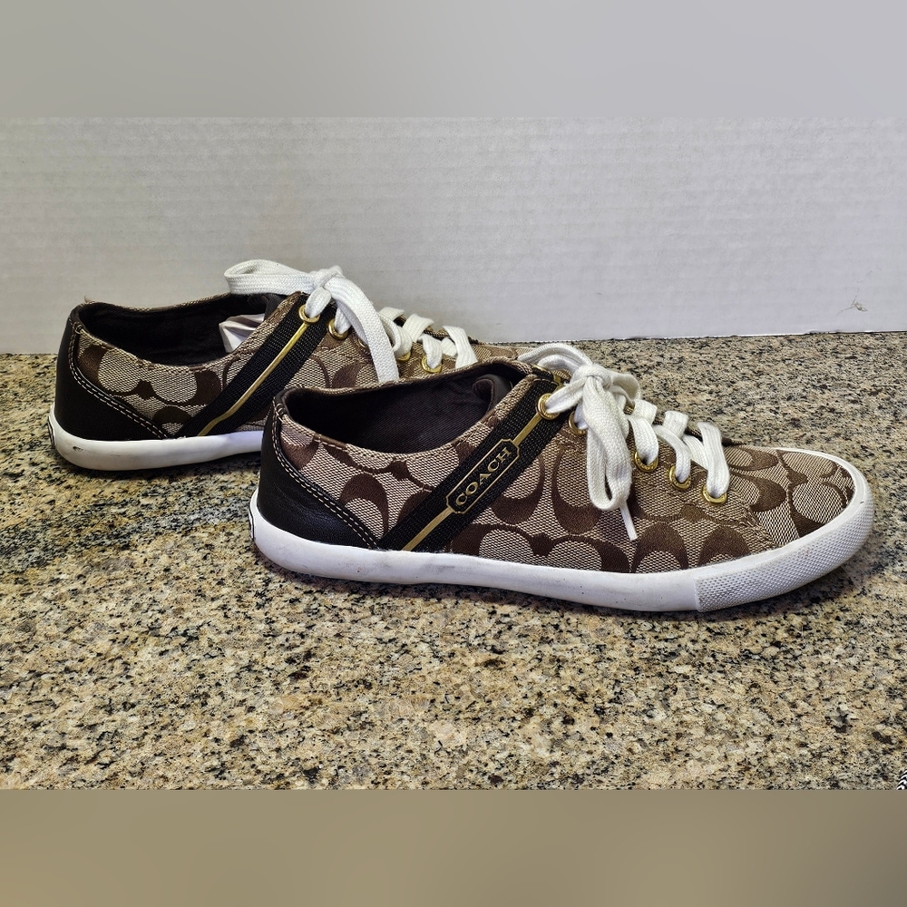 Coach Lesley Signature Brown Casual Sneakers 6.5B